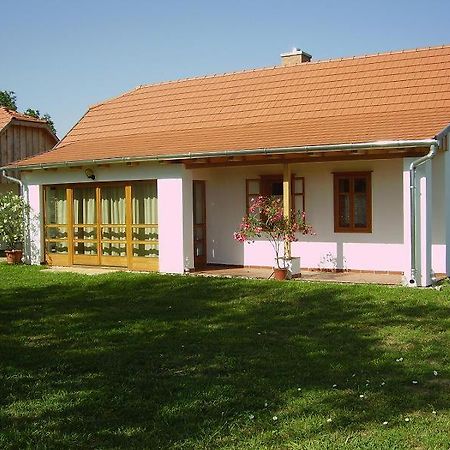 Martonvendeghaz 2 Βίλα Gelse Εξωτερικό φωτογραφία
